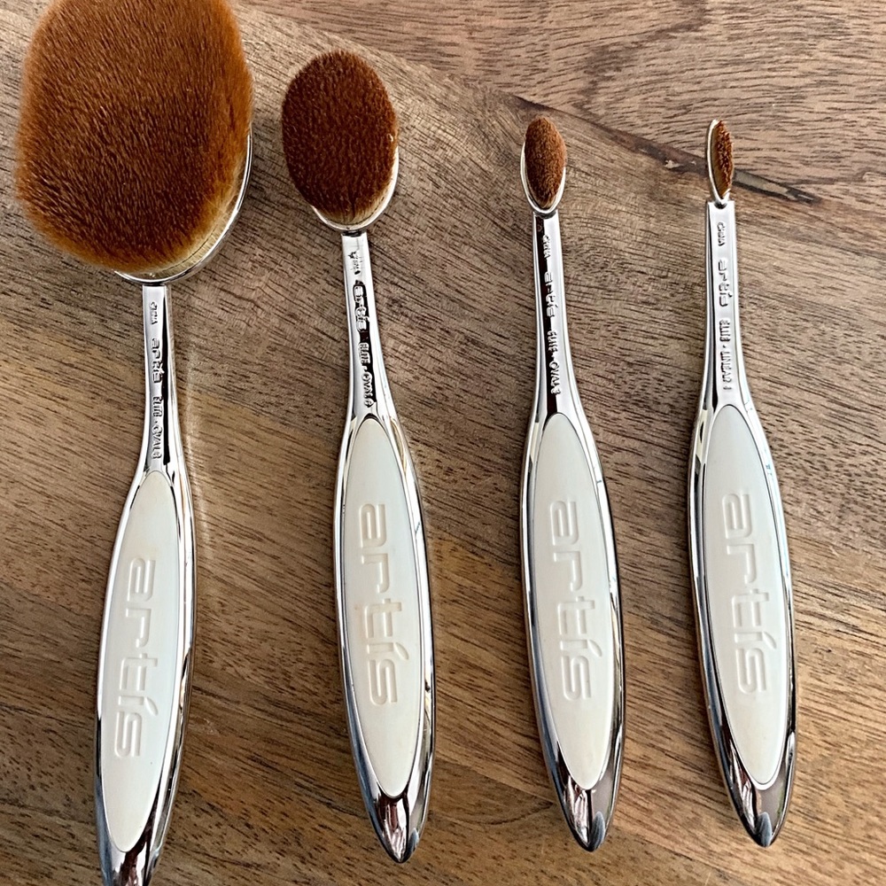 Artis elite collection mirror finish makeup brushes